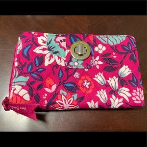 BRAND NEW Vera Bradley Wallet